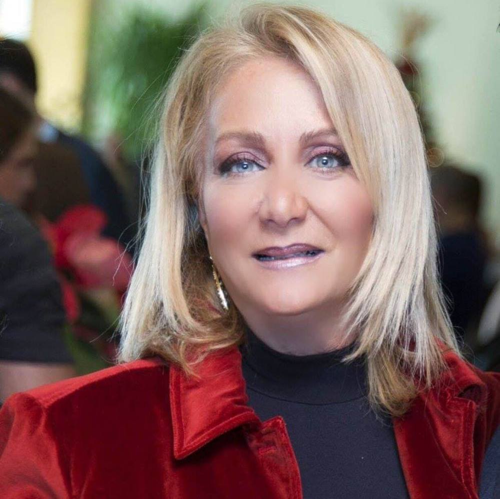 Meet your Posher, Lorraine